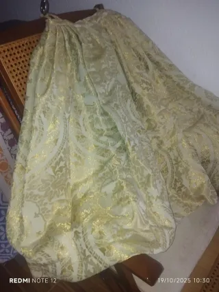 Falda Fallera Verde pistacho con dorado y plata