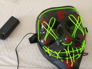 Máscara Purga LED Negra y Verde