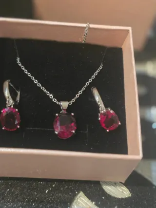 Conjunto Joyería Plata con Piedras Rojas