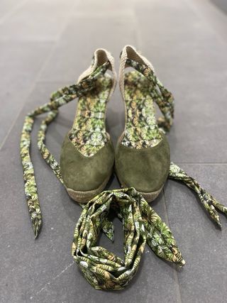 Alpargatas verdes tropical INCLUYE CINTURÓN