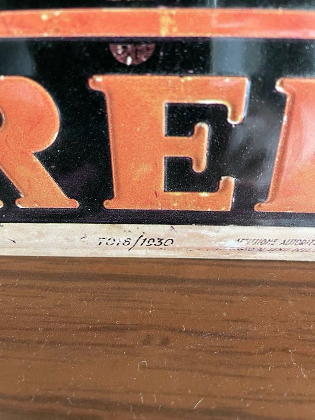 Targa pubblicitaria vintage Pirelli