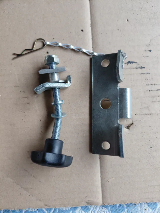 Cierre basculante para remolque