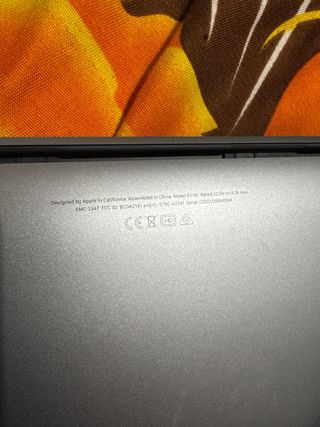 MacBook Pro 16 2019 touch bar and touch id
