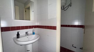 Local comercial en venta en Ambroz en Madrid