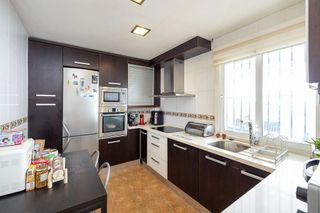 Casa adosada en venta en Cúllar Vega