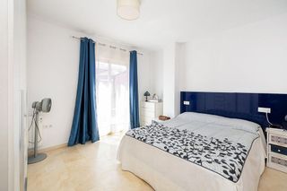 Casa adosada en venta en Cúllar Vega