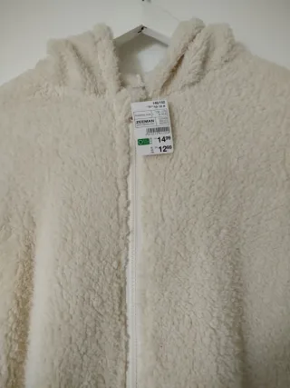 Pijama mono dormir niña beige. Talla 10-12
