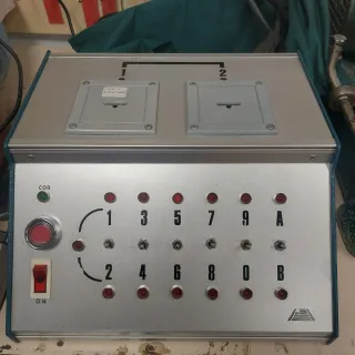 Duplicadora de llaves magnéticas