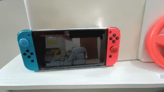 Nintendo Switch V2 Console Neon Blu/Red - BUNDLE