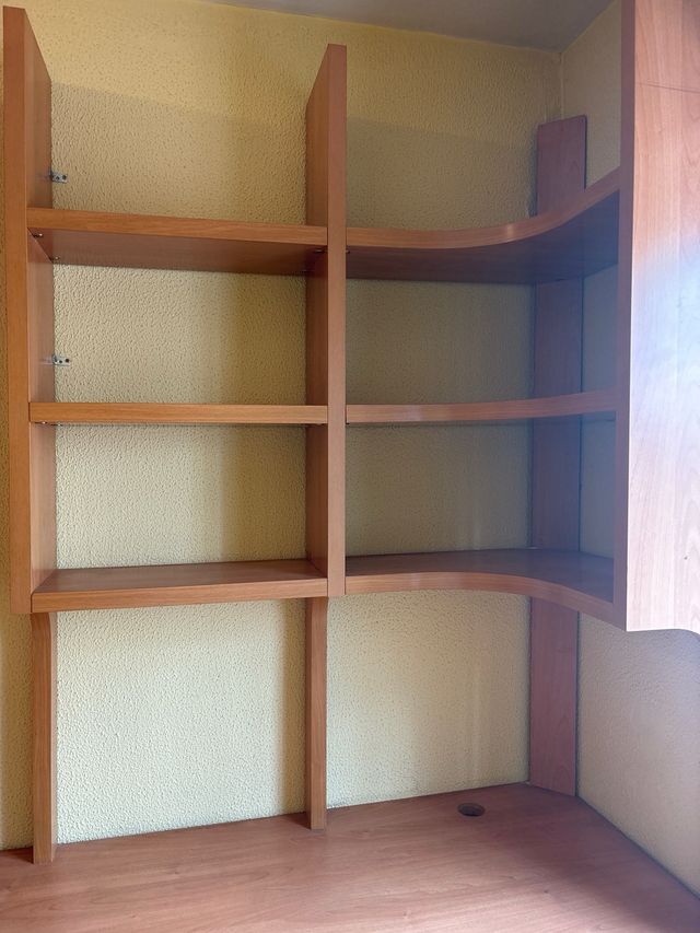 Muebles y estanterías para habitación