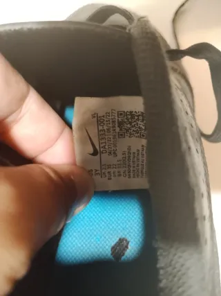 Botas de fútbol Nike negras