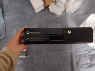 Xbox 360 500GB + 2 Juegos Call of Duty