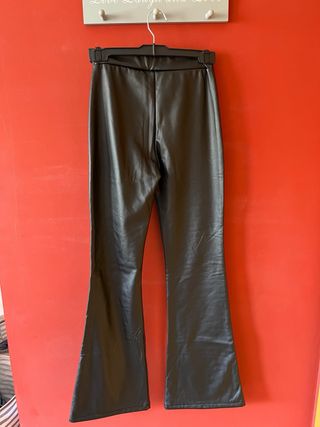 Pantalones de cuero acampanados - Nuevos