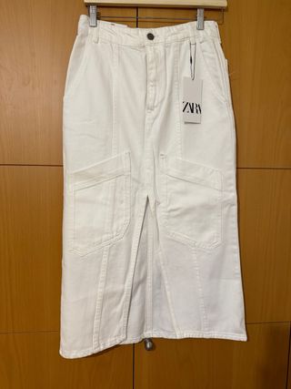 Falda larga Zara blanca con abertura