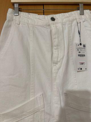 Falda larga Zara blanca con abertura