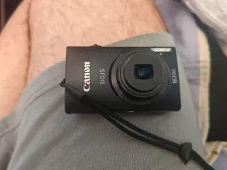 Canon IXUS 240 HS Full HD Cámara