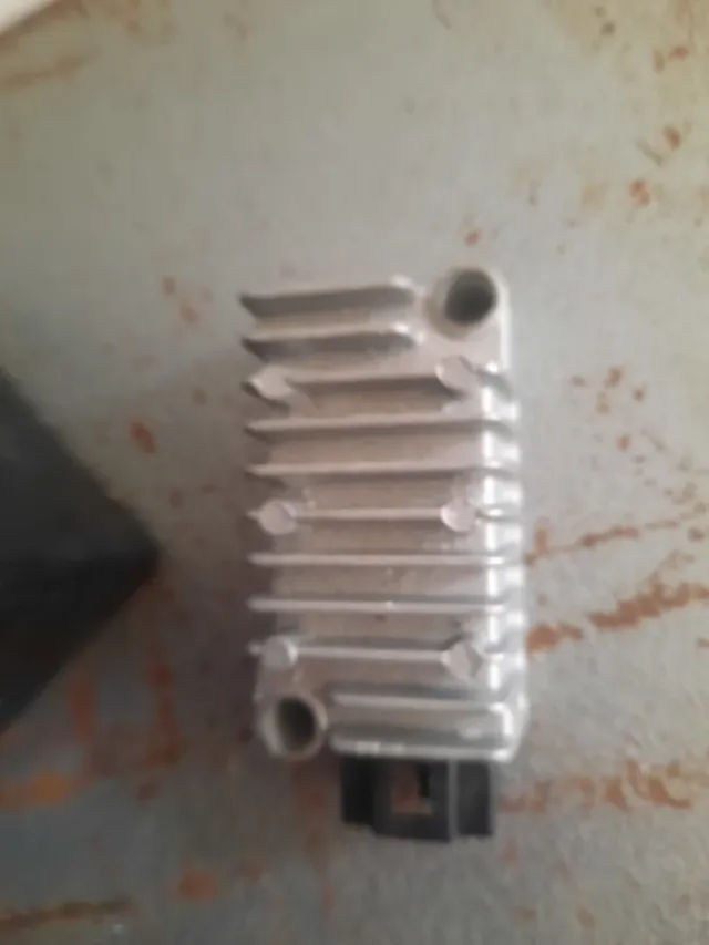 Batteria Moto EXIDE AGM ETX9-BS + Regolatore