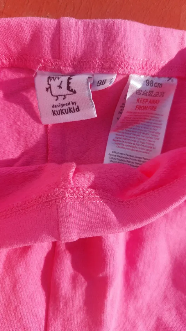 Mallas rosas 3 años como nuevas