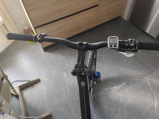 Bicicleta da Montagna Rockrider Nera