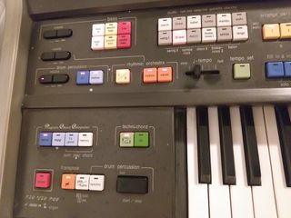 Sintetizador vintage Órgano Technics SX-C600