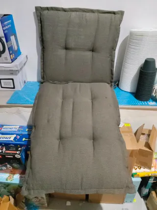 Cojín para tumbona gris