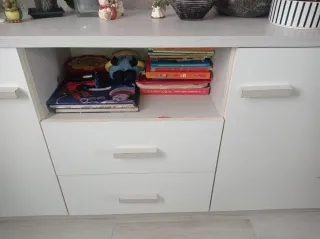 Comò bianco 2 ante 2 cassetti