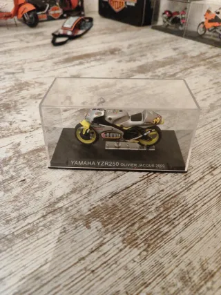 Moto de colección Yamaha YZR250