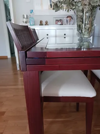 Mesa de comedor madera y cristal extensible
