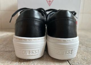 Zapatillas Guess Plataforma Mujer