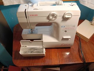 Máquina de coser Singer Edition