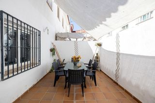 Casa adosada en venta en Cúllar Vega