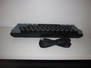 Teclado Mecánico Mini Trust ACIRA RGB