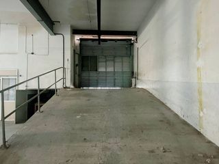 Nave industrial en venta en Centre - Cordelles en Cerdanyola del Vallès