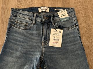 Pantalón vaquero Pull&Bear Super Skinny Talla 36