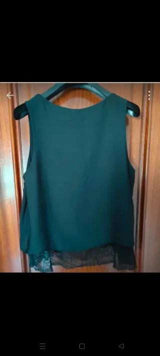 Blusa Zara tirantes encaje negra