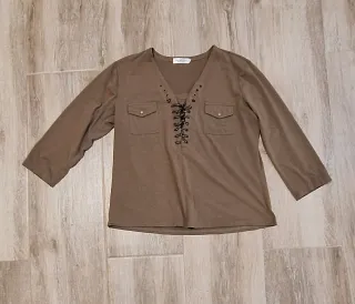 Blusa manga larga con cordones