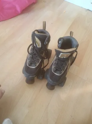 Patines 4 ruedas talla 33