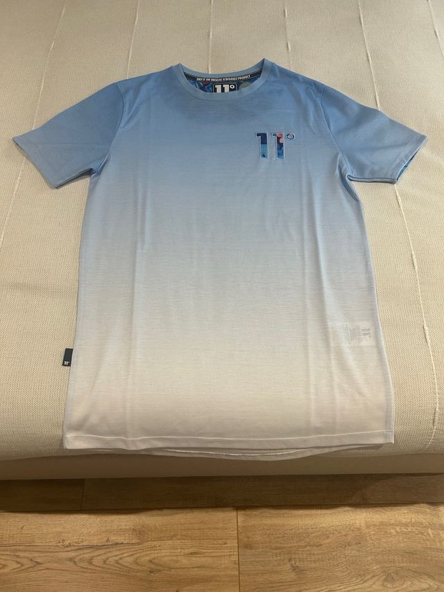 Camiseta 11 Degrees Degradado Azul/Blanco