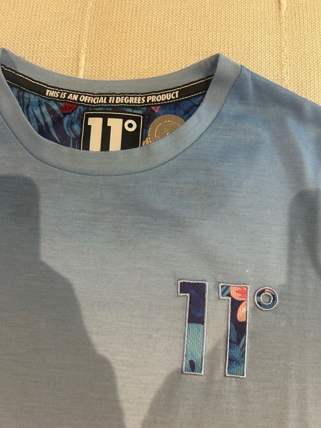 Camiseta 11 Degrees Degradado Azul/Blanco