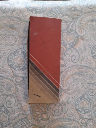 Cierrapuertas Dorma plateado