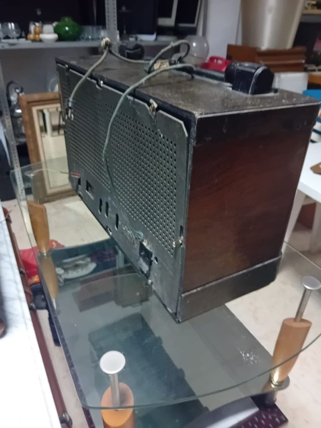 RADIO ANTIGUA DE 1.930 COMO NUEVA, CARTAGENA