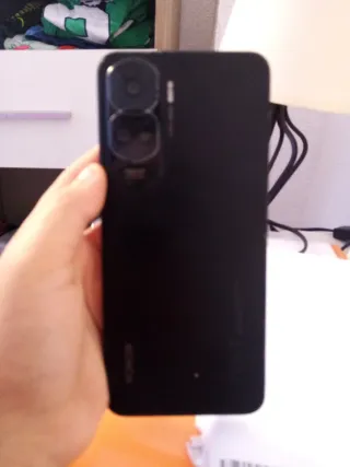 Teléfono móvil en muy buen estado