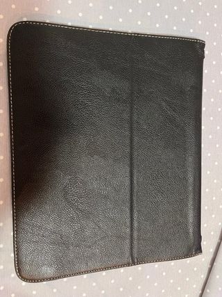 Funda Tablet/iPad Negra con Goma Elástica