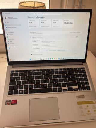 ASUS Vivobook 15 i7 / 16GB RAM