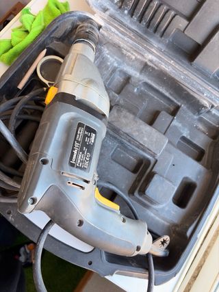 Taladro Casals 850W con maletín