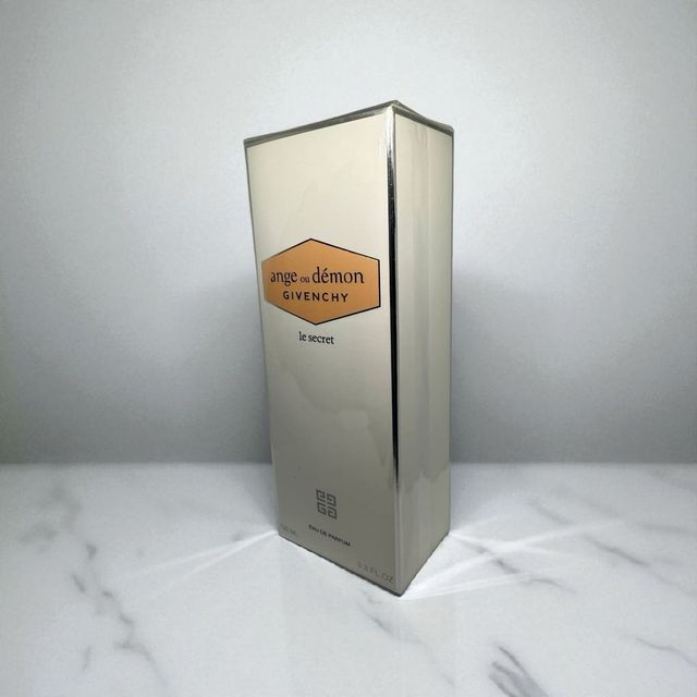 Givenchy Ange ou Démon Le Secret Eau de Parfum Don