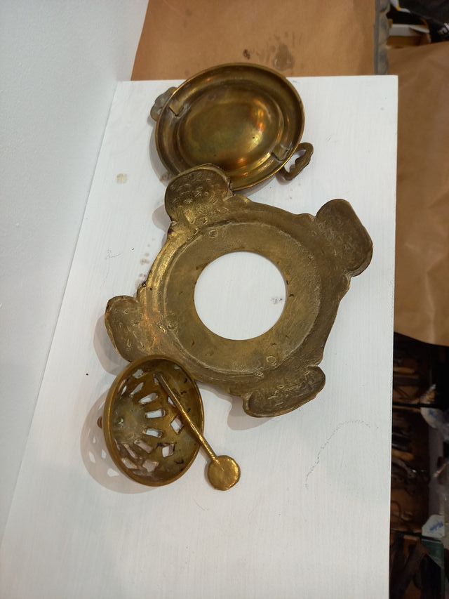 Brasero miniatura de latón