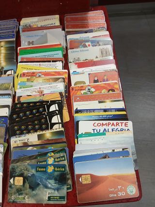 200 schede telefoniche in tutto il mondo