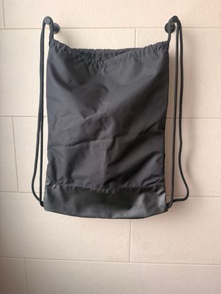 Mochila Nike Negra con Cremallera