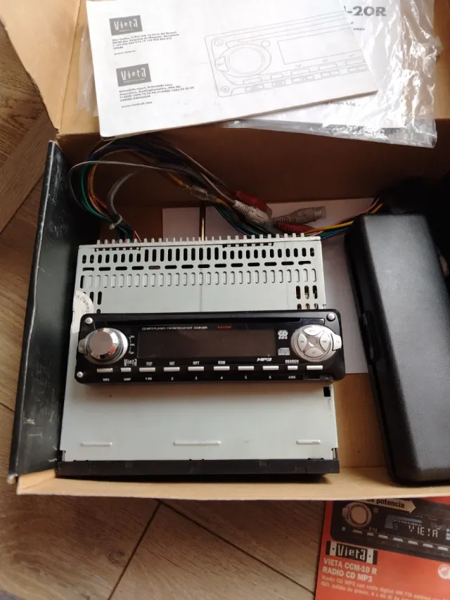 Auto Radio CD MP3 Vieta